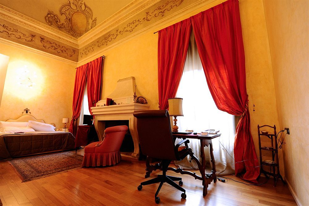 Casa Museo Palazzo Valenti Gonzaga Hotel Mantova Exterior photo