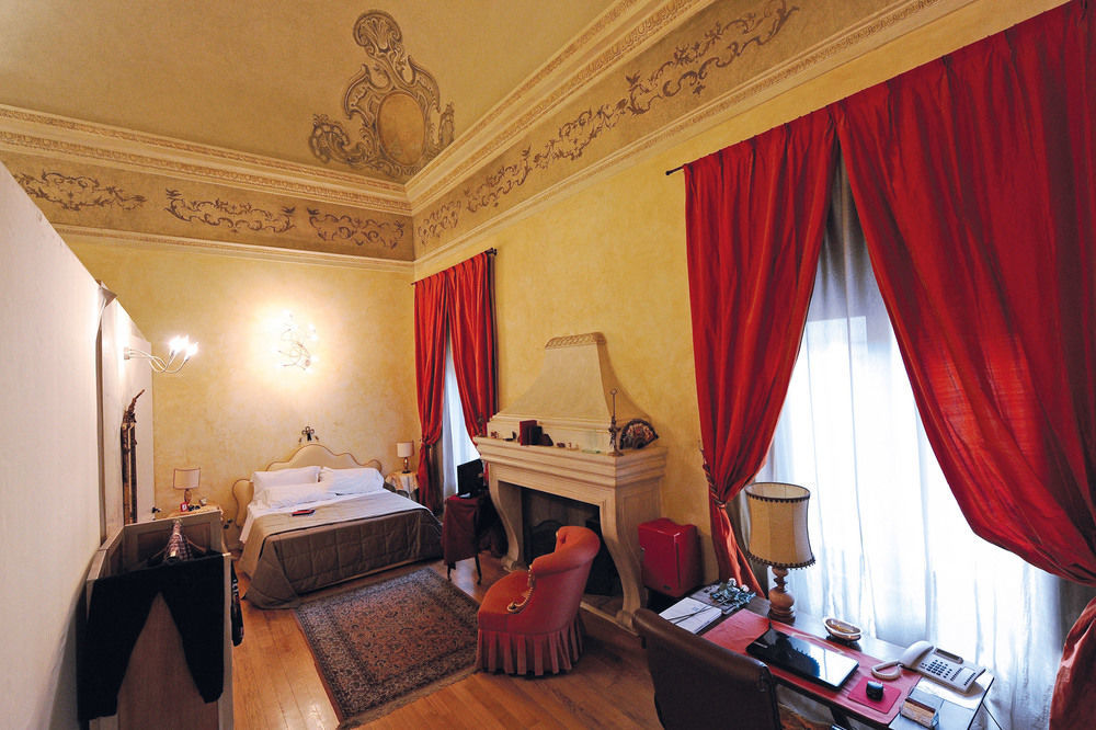 Casa Museo Palazzo Valenti Gonzaga Hotel Mantova Exterior photo